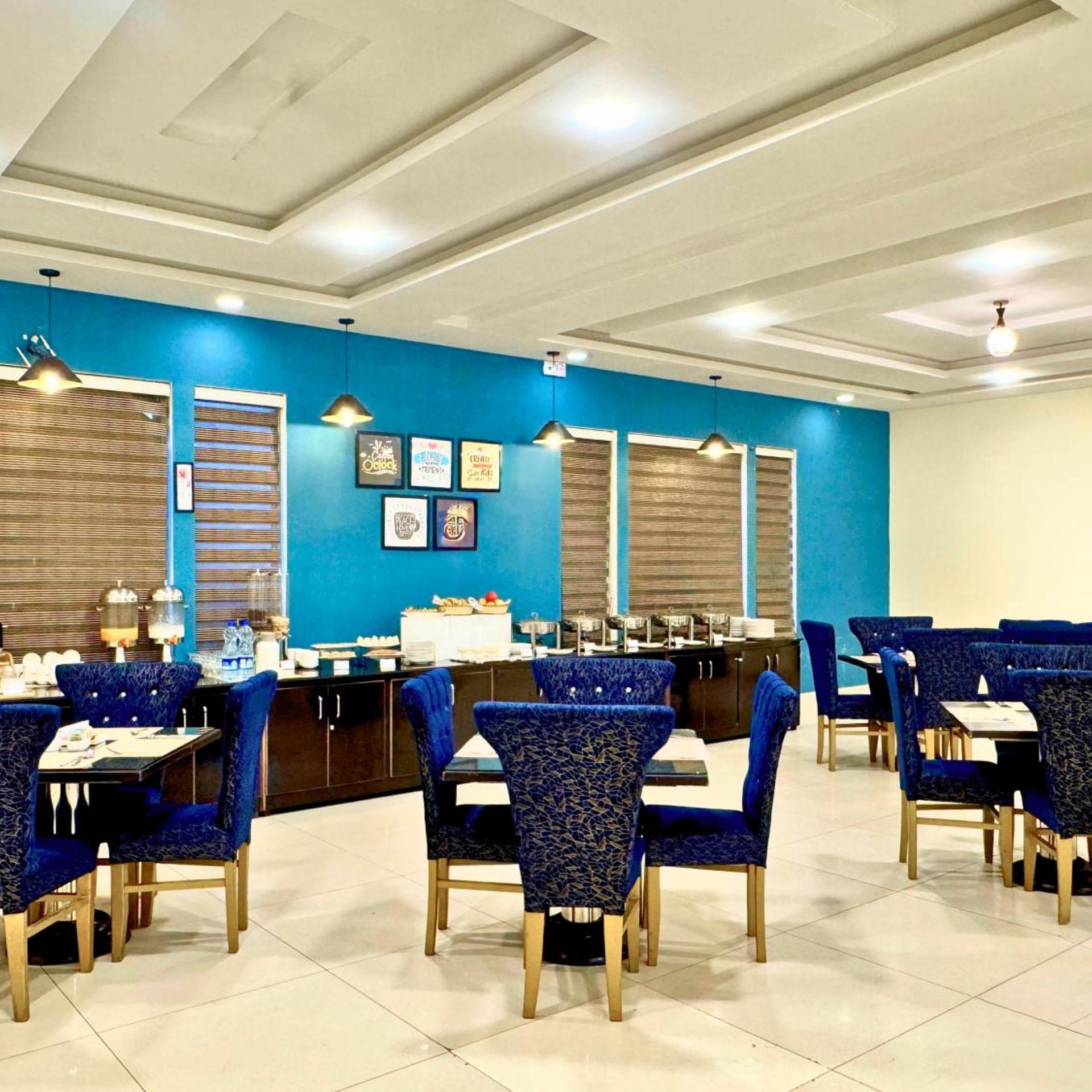 Hotel One Dera Ghazi Khan 27/30
