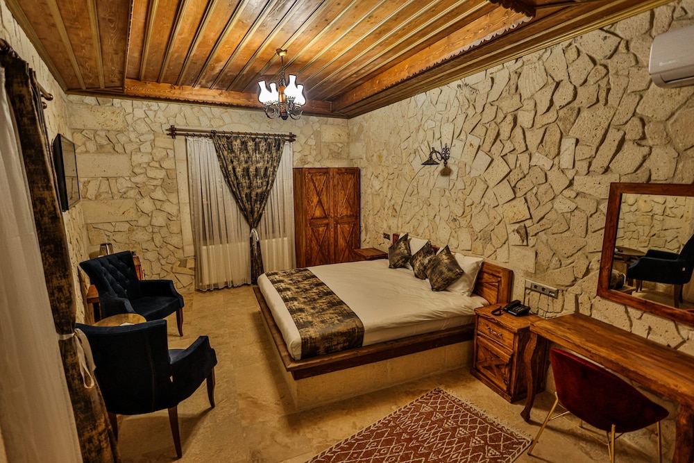 Caveadocia Stone Cave Hotel 6/36