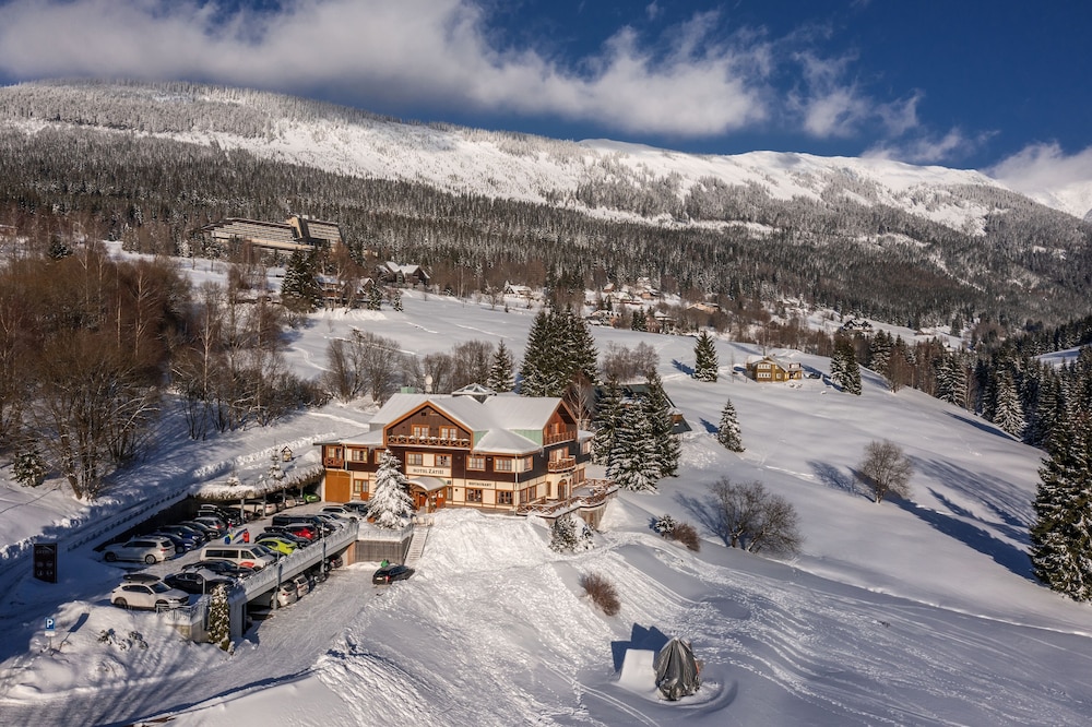 Hotel Zatisi 46/50