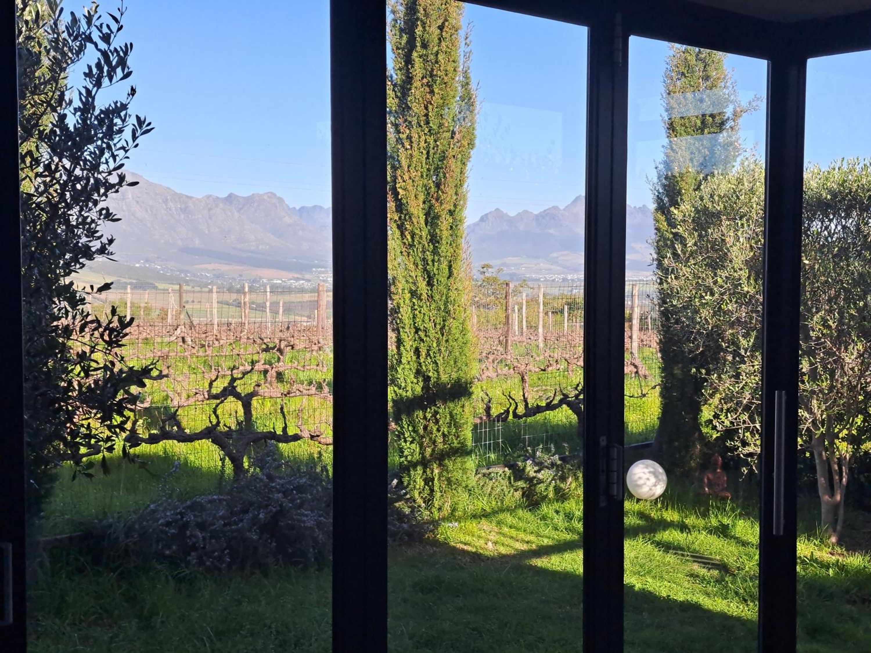Sunrise And Sunset Apartments At Domaine Coutelier 47/50