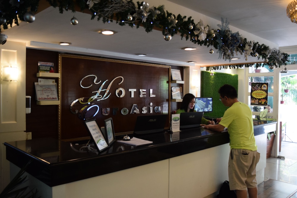 OYO 252 Hotel Euroasia 2/50