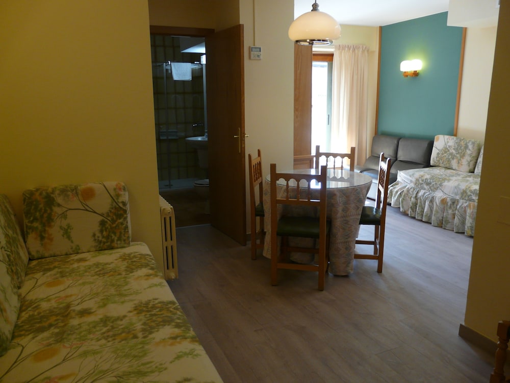 HOTEL NICE 18/29