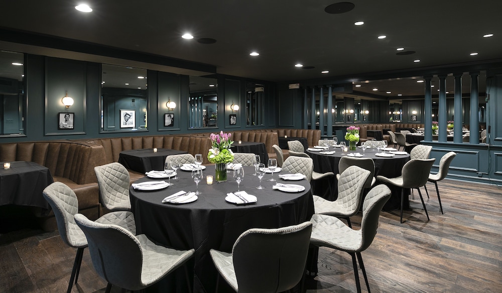 The Georgian Hotel 50/71