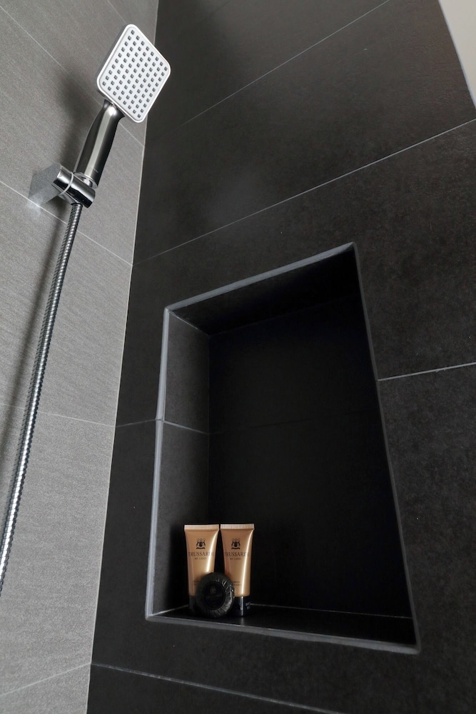 Laman Sentosa Boutique Residence 16/18