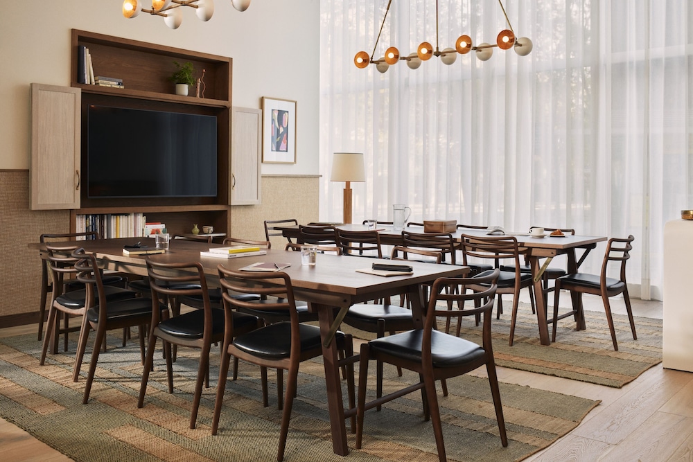 The Hoxton Poblenou 40/50