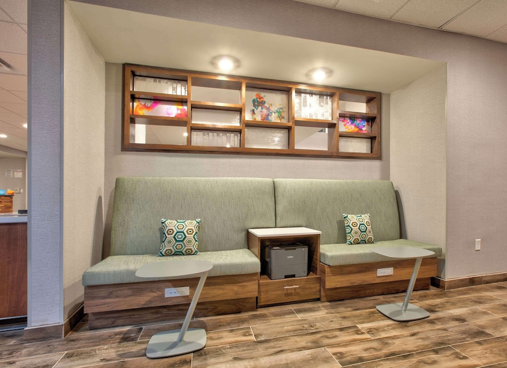Hampton Inn & Suites Dalhart 13/27