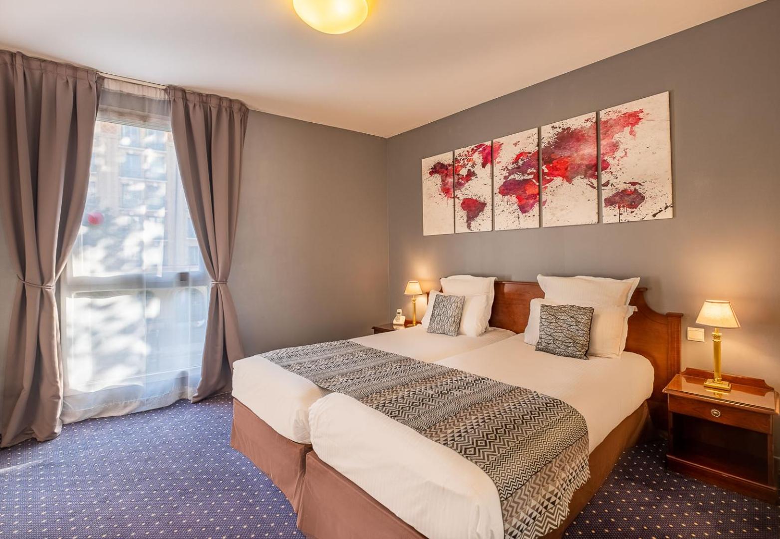 Superior, Twin Beds
