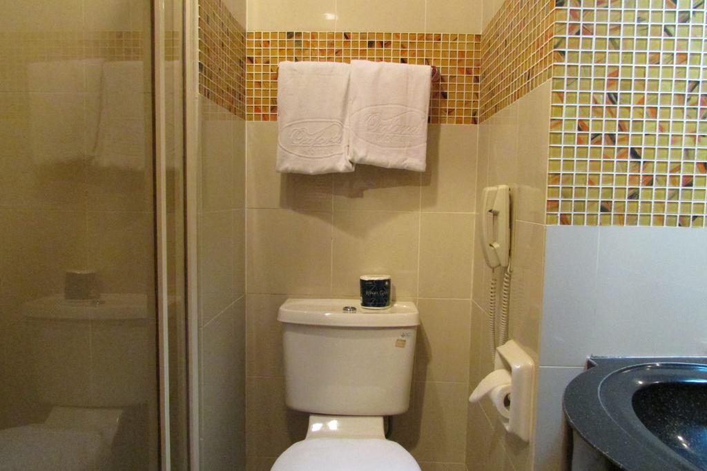 Oxford Hotel 21/23