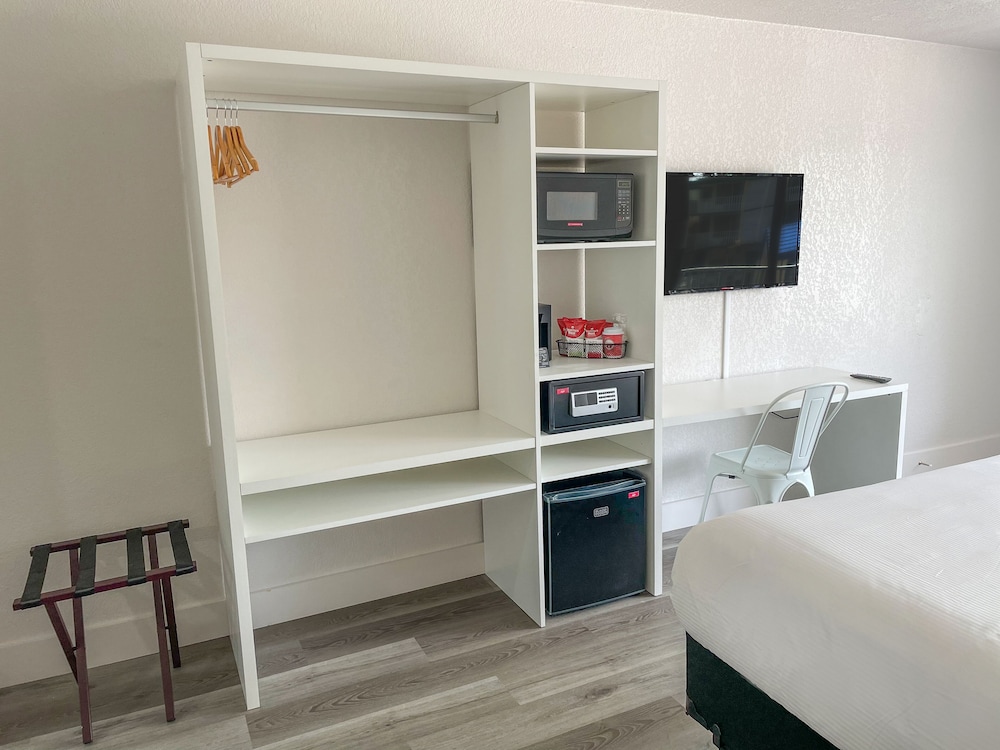 Baymont by Wyndham Orlando Lake Buena Vista South 16/50