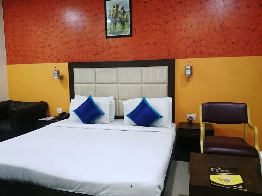 Hotel The RTS, New Delhi 10/50