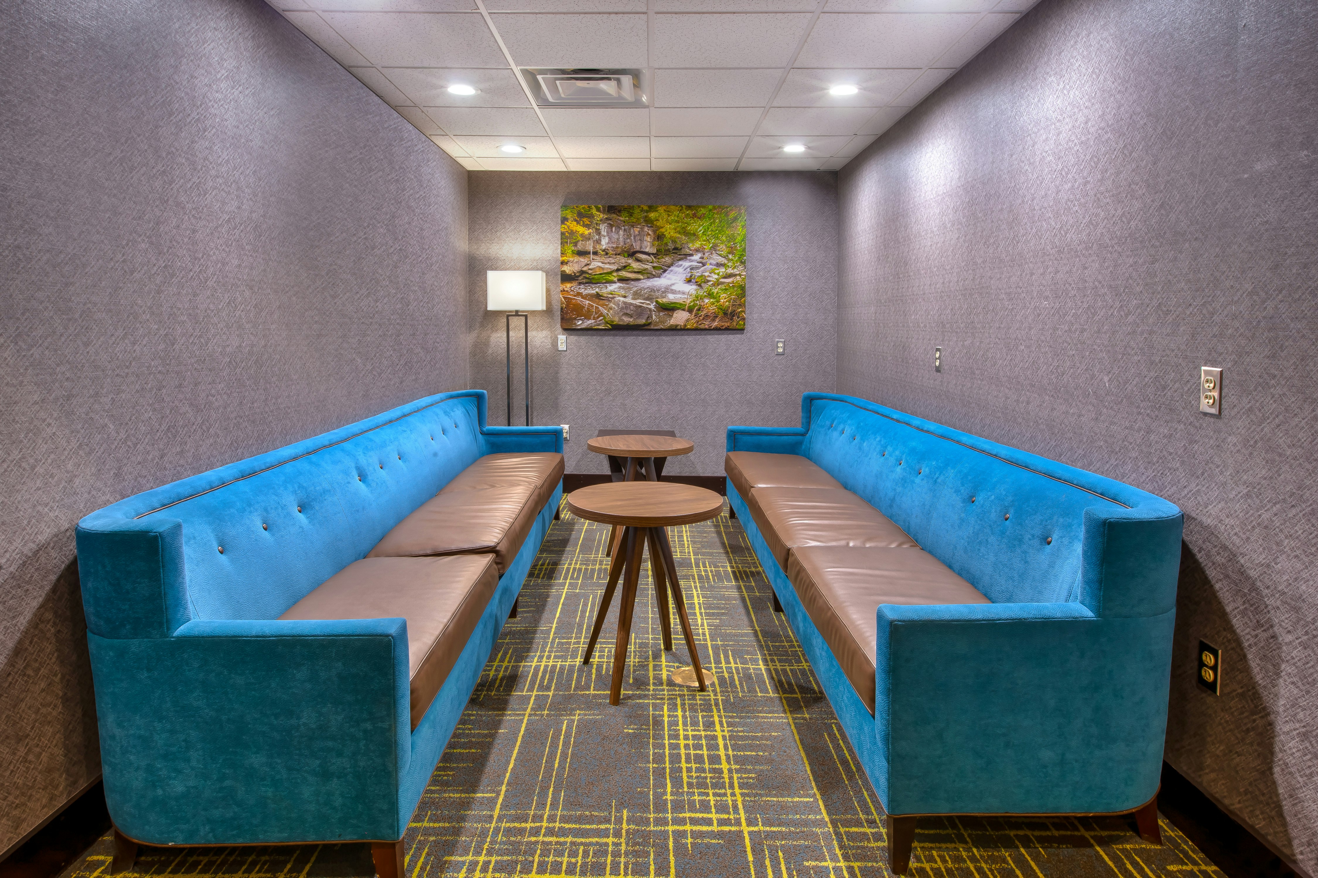 Hampton Inn & Suites Cleveland-Airport/Middleburg Heights 22/39