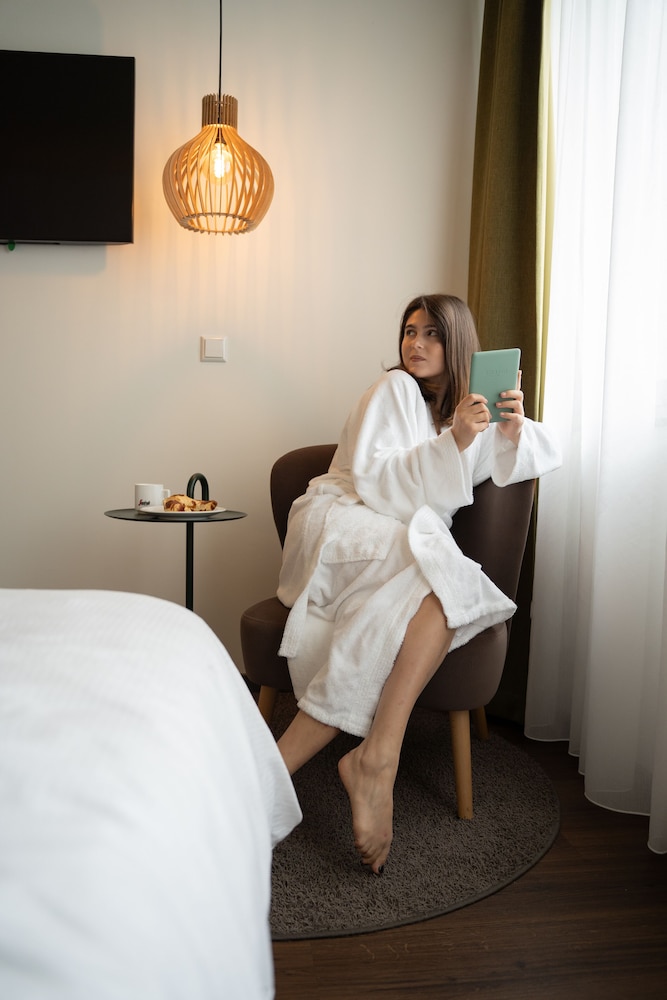 Hotel The Weekend 38/60