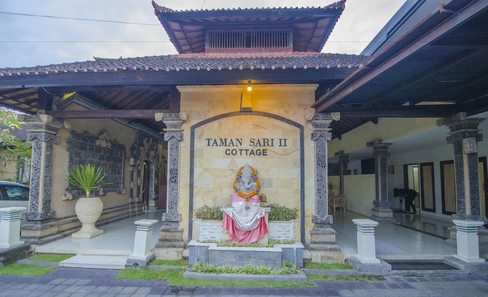 Taman Sari Cottages 2 2/49