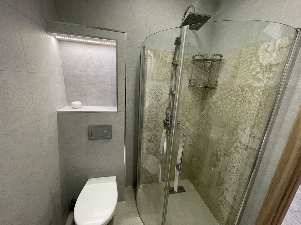 Batumi Real Lux 46/50