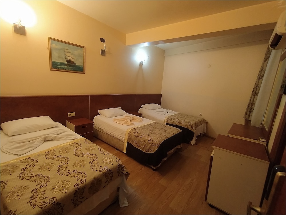 Turvan Hotel 7/38