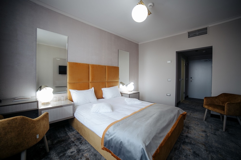 ROYAL CLASSIC HOTEL 10/44