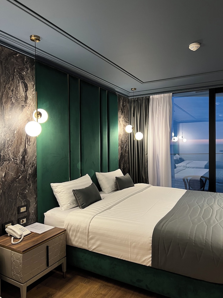 Premium Luxury Finese 16/50