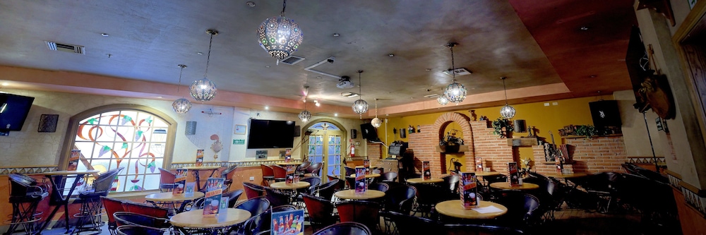 Business Hotel And Suites Maria Bonita 80/82