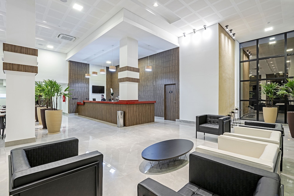 Slim Hotel Guarapuava 12/50