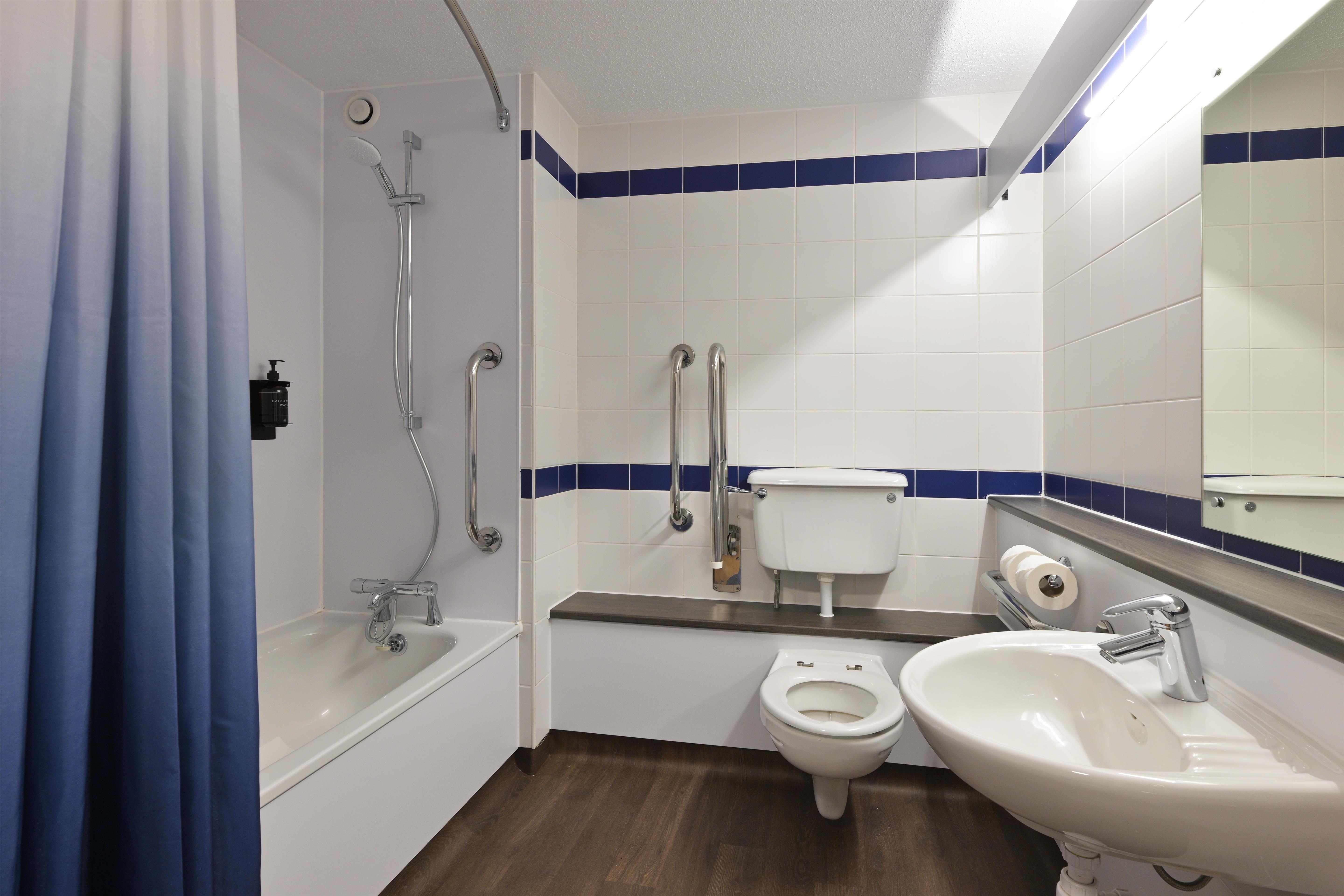 Travelodge Harrogate 20/24