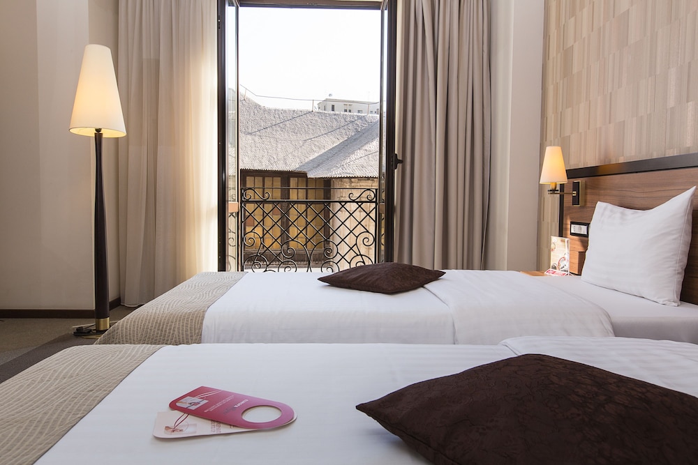 Europa Royale Bucharest Hotel 27/77