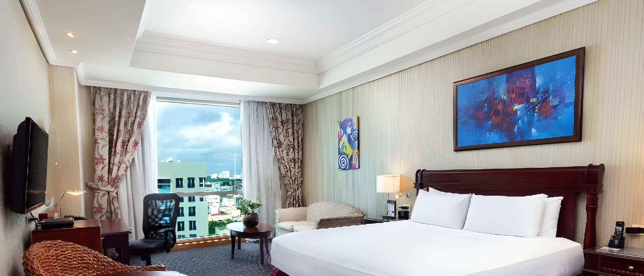 Executive, Triple, 2 Double Beds, Ocean View