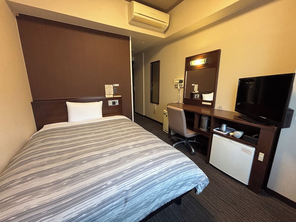 Hotel Route-Inn Tokuyama Ekimae 12/46