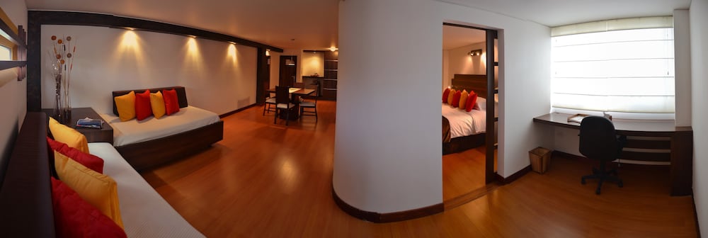Hotel Carretero 61/66