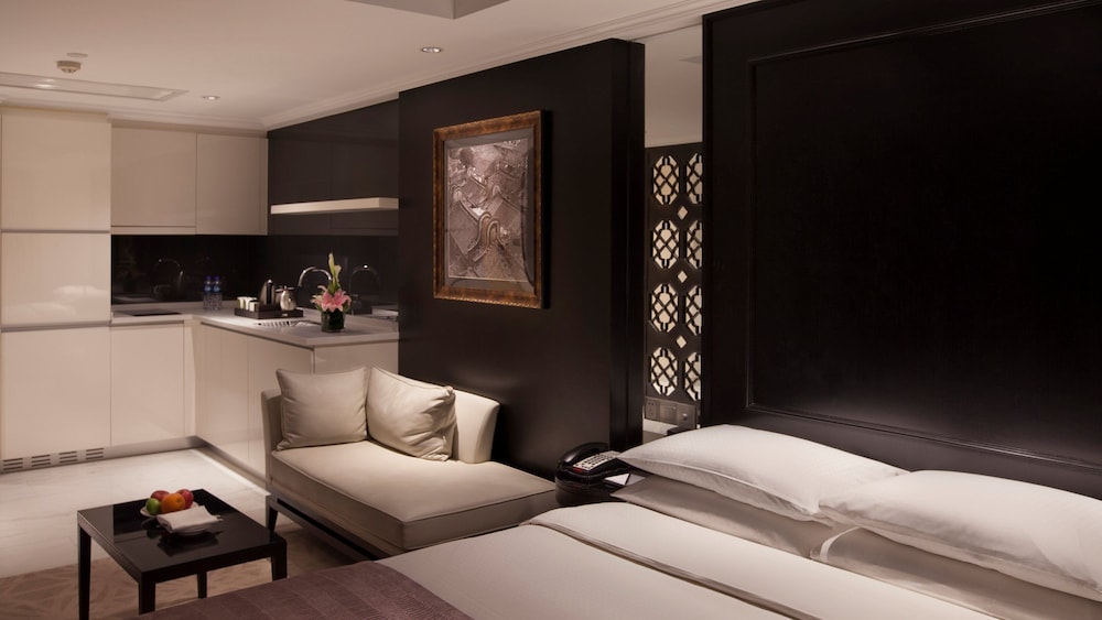 Cordis Foshan Lingnan Tiandi 24/53