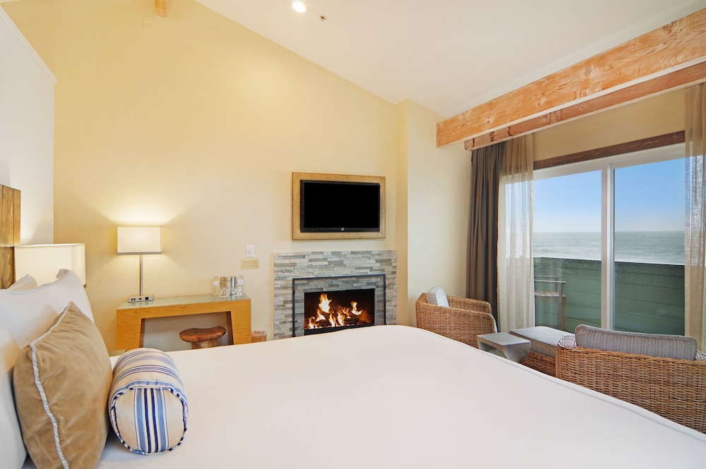 Sol, Premium, King Bed, Ocean View