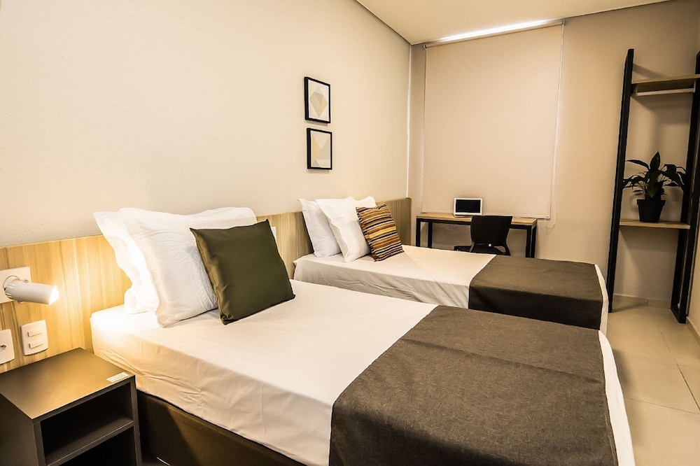 Hotel Santa Cruz 10/48