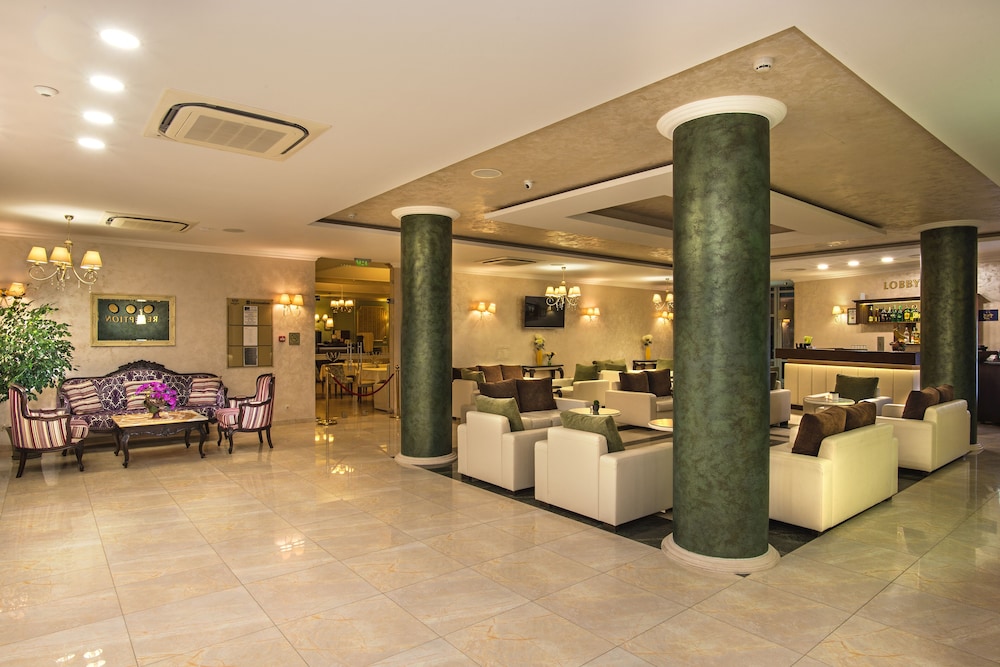 Miramar Hotel 11/50