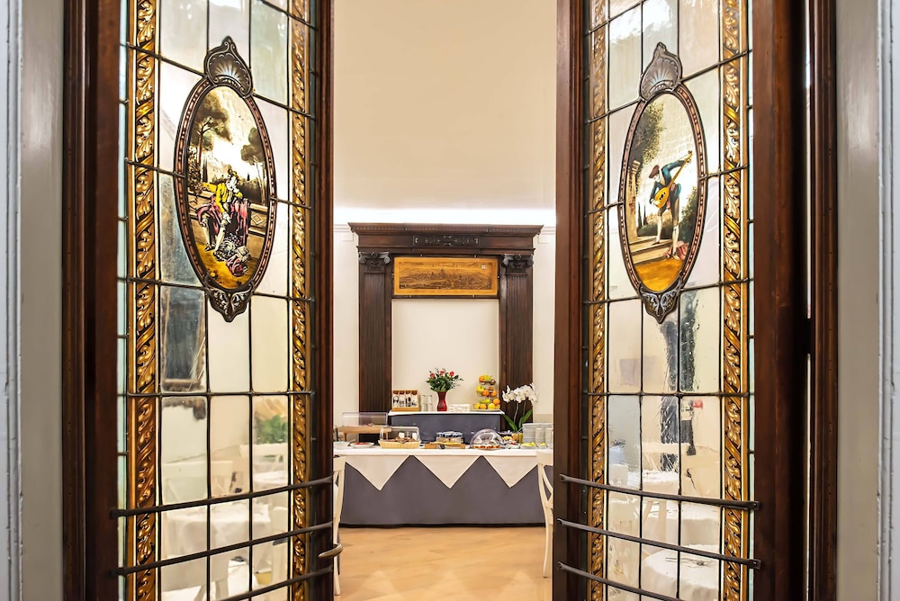 Hotel Accademia 40/56