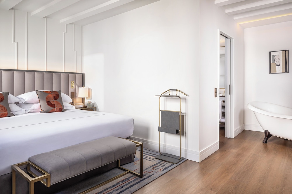 Gran Hotel Ingles 7/50