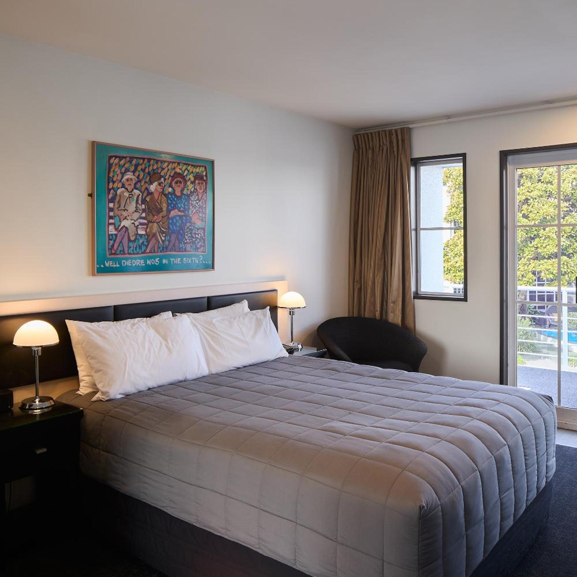 Spa, Executive, Studio, King Bed