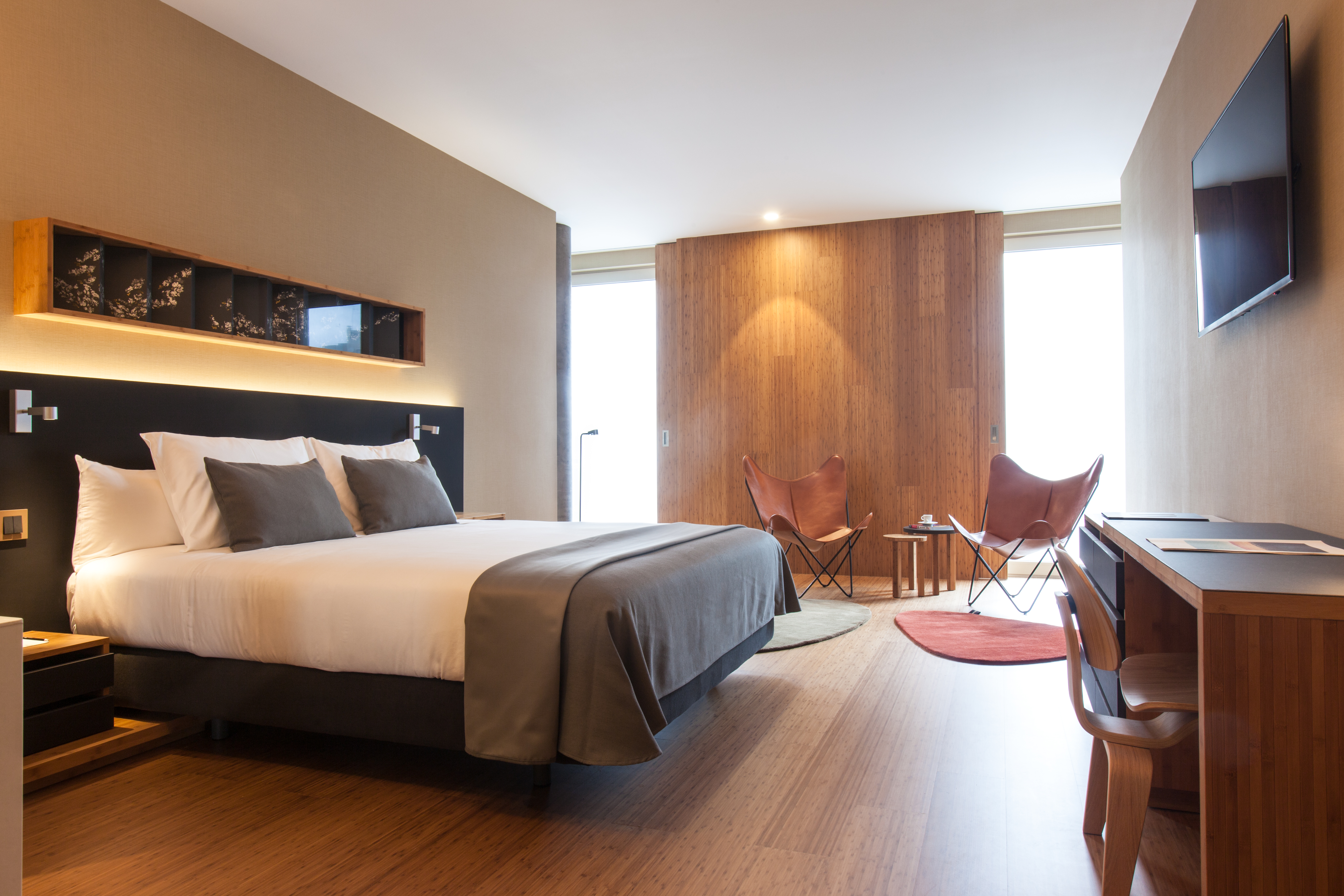LOFT, SINGLE