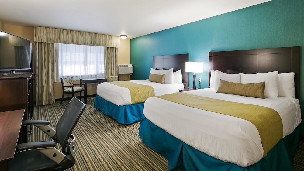 Best Western Long Beach Inn 13/53