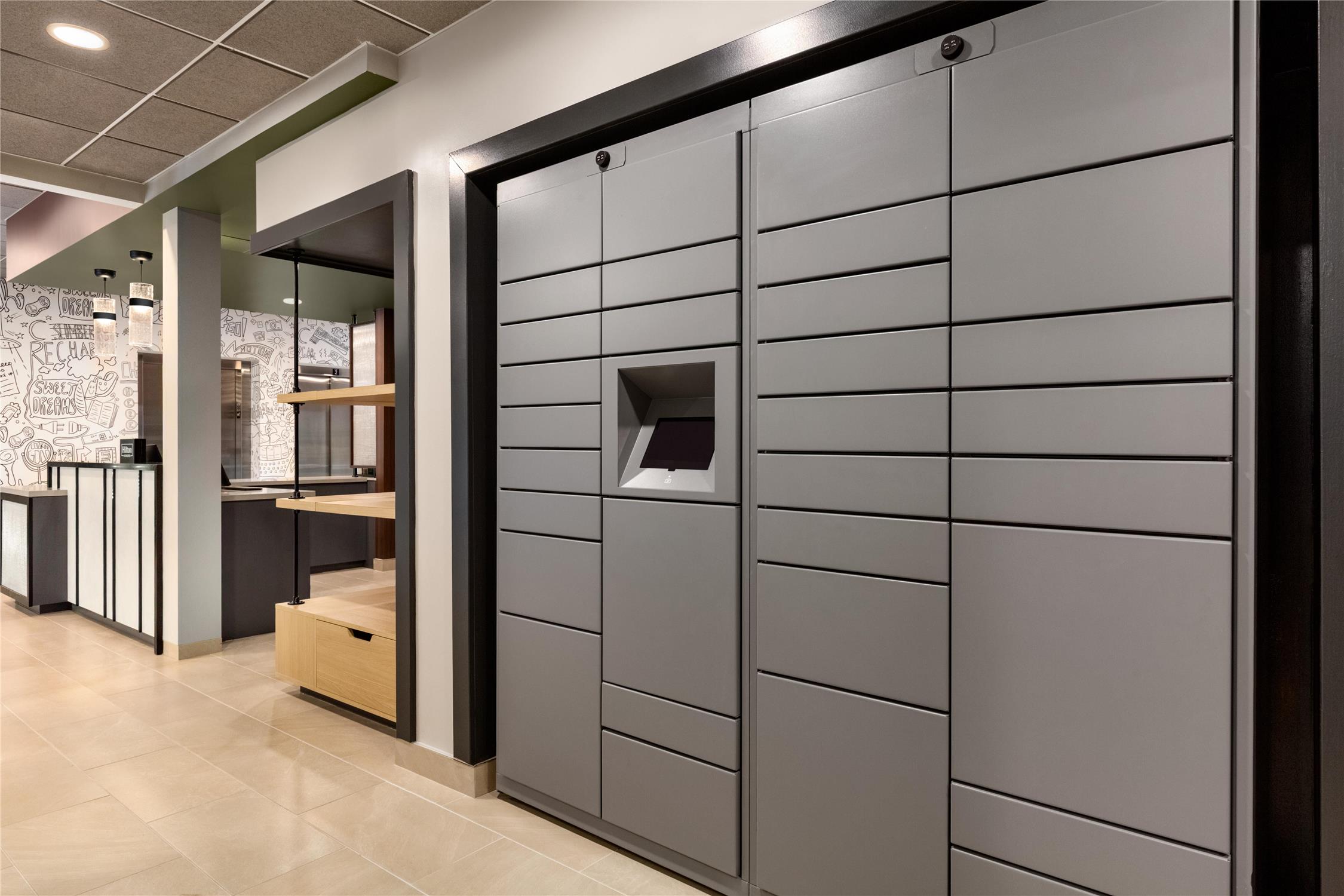 LivSmart Studios by Hilton Kokomo 6/35