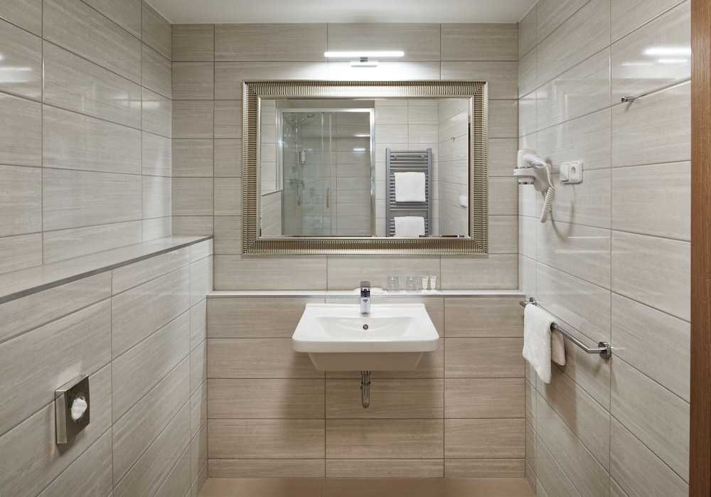 Spa hotel Devin 44/44