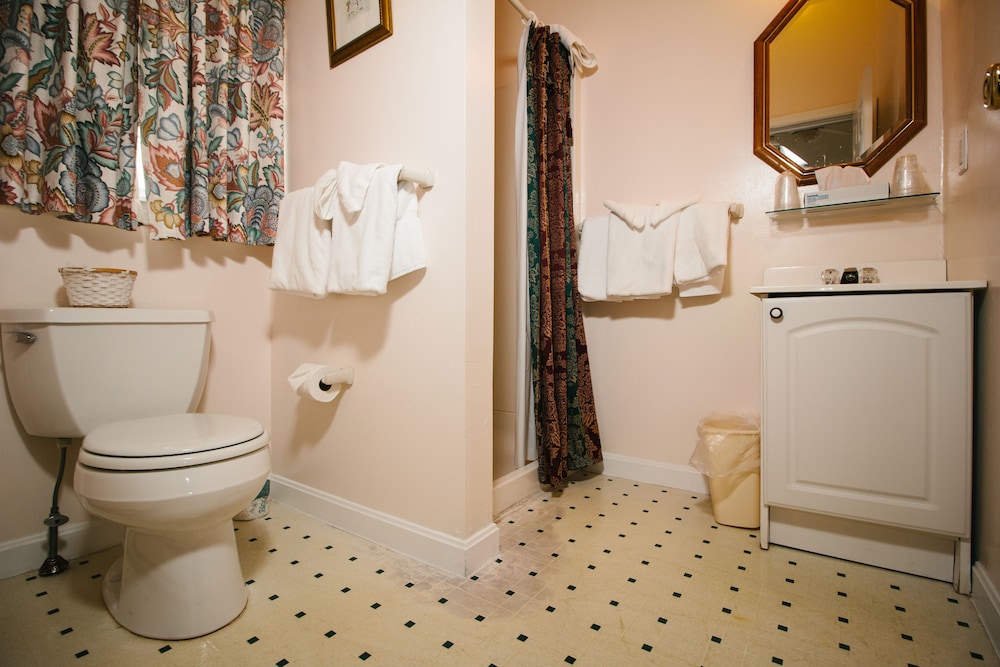 The Taber Inne Suites 18/55