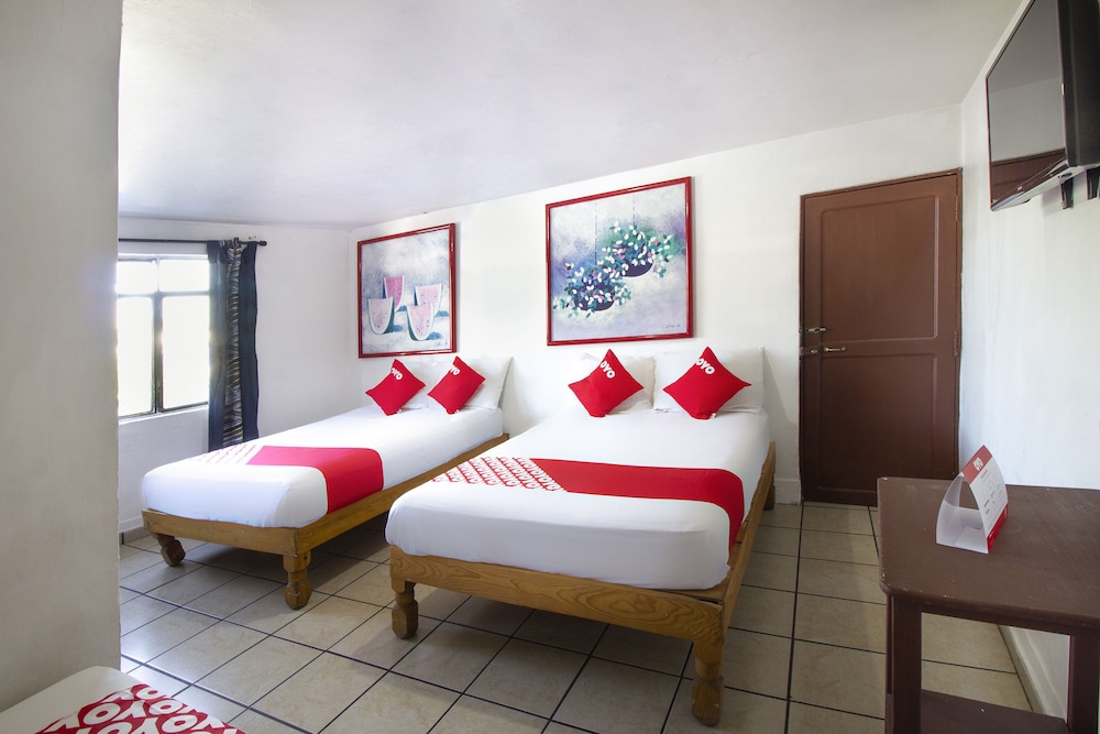 OYO Hotel Brazil, Guadalajara, Estadio Jalisco 9/31