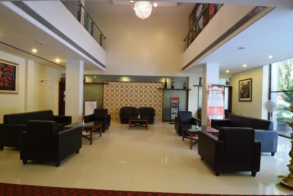 HOTEL PEARL 18/25