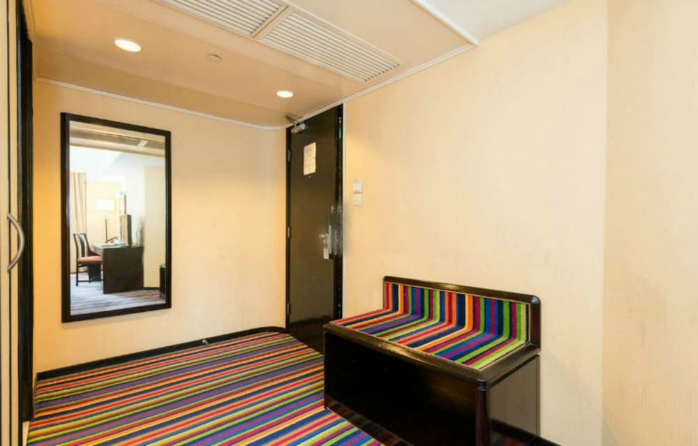 Panda Hotel Hong Kong 17/27