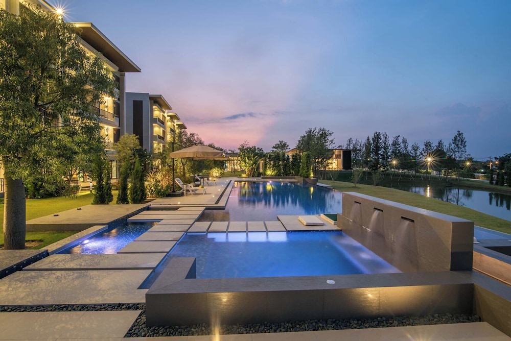 GreenVille Laguna Hotel 21/48