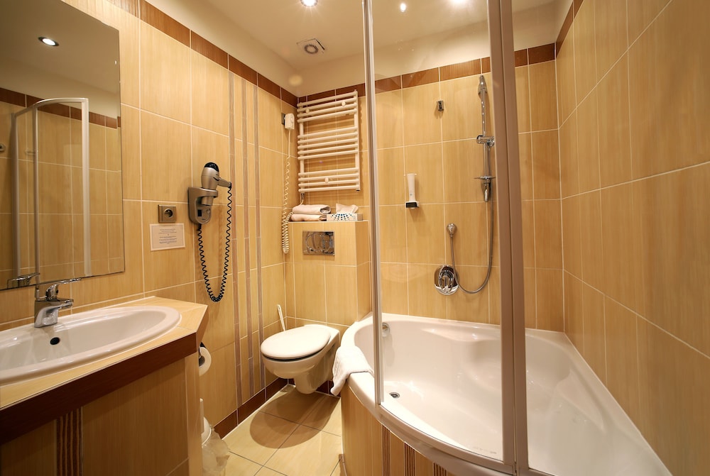 Hotel Roudna 28/69