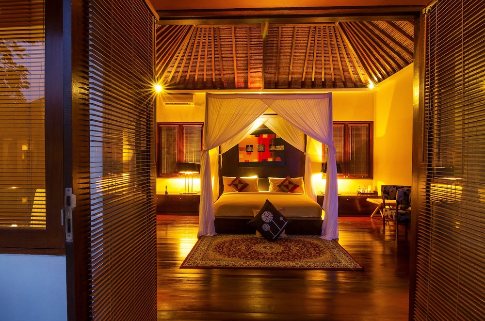Imani Villas 13/46