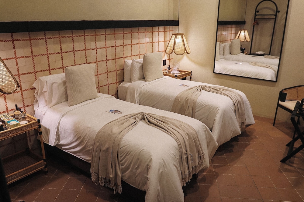 Privado Selfservice Boutique Rooms 19/46