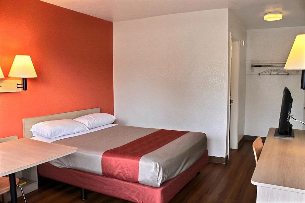 Motel6 Morro Bay, CA 20/63