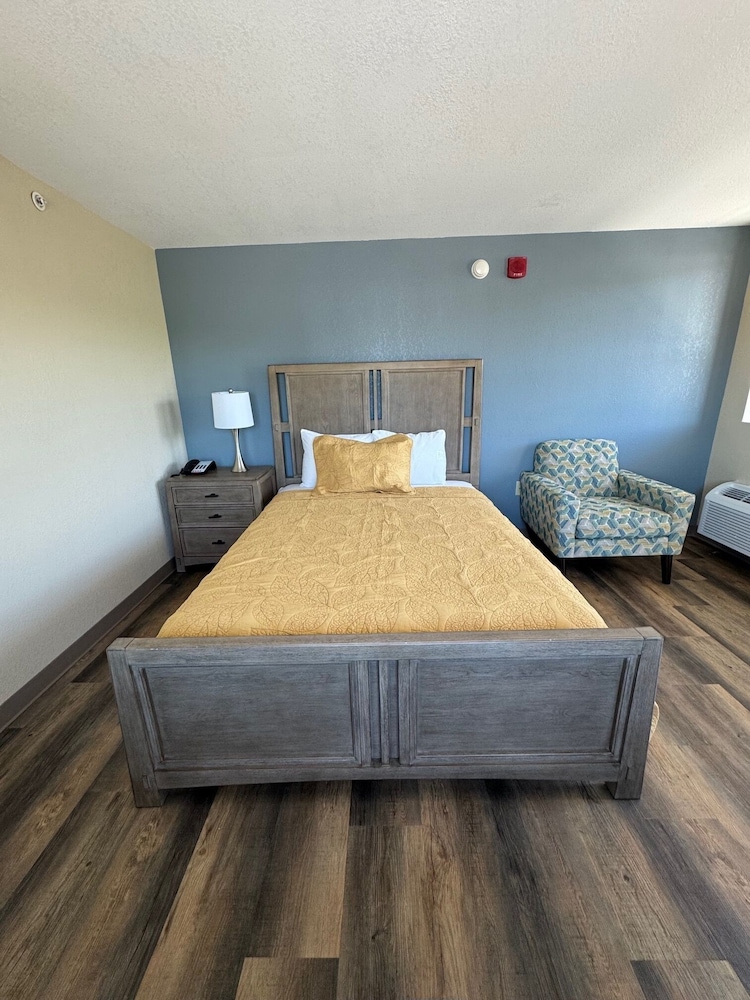 Grand Smokies Resort Lodge Pigeon Forge 15/36