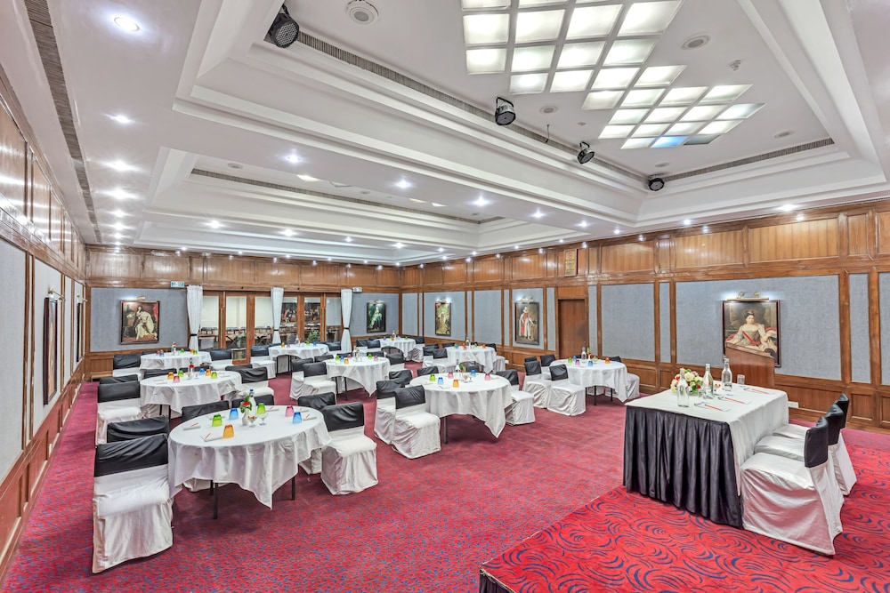 Club Mahindra White Meadows 42/50